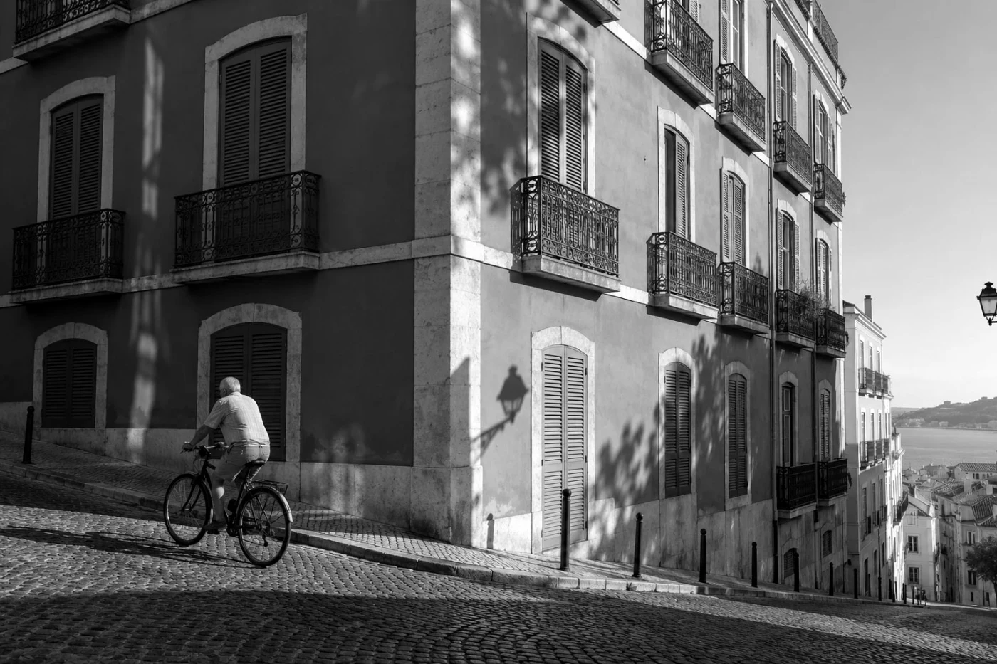 Acros: actual Camera Refine output on an AI-created sample